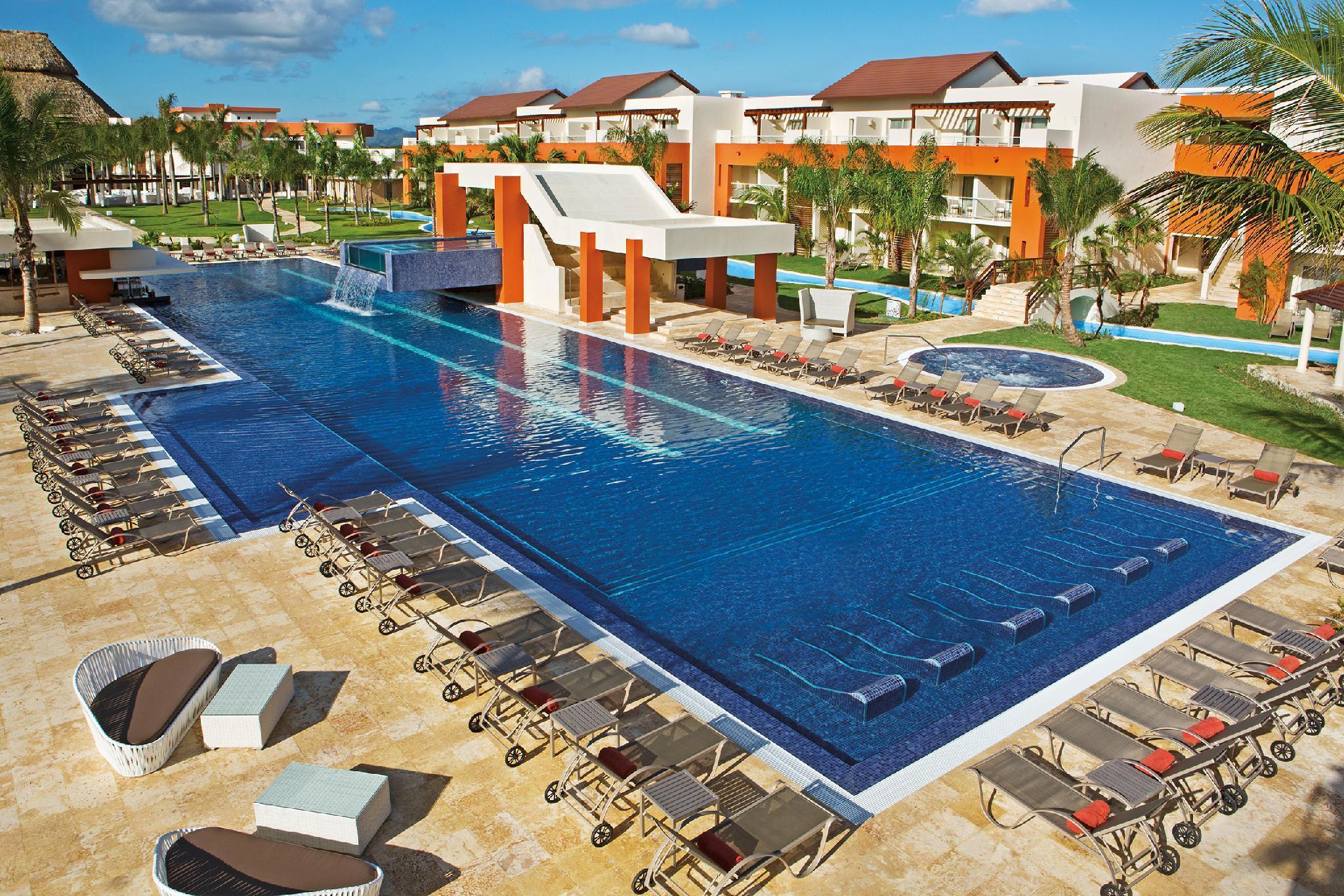 蓬塔卡纳布里斯莱斯Spa度假酒店 - 仅限成人 外观 照片 Hard Rock Hotel Cancun