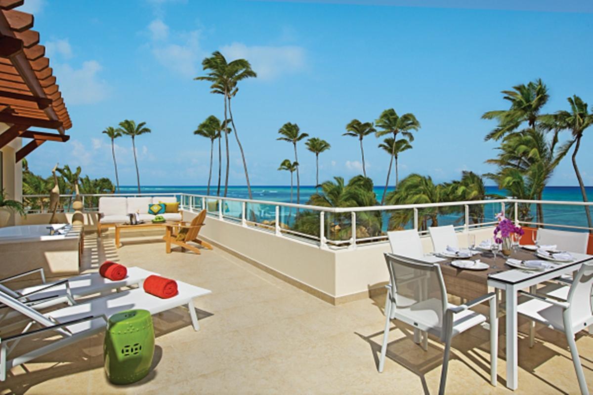 蓬塔卡纳布里斯莱斯Spa度假酒店 - 仅限成人 外观 照片 Rooftop at the Hard Rock Hotel & Casino Punta Cana